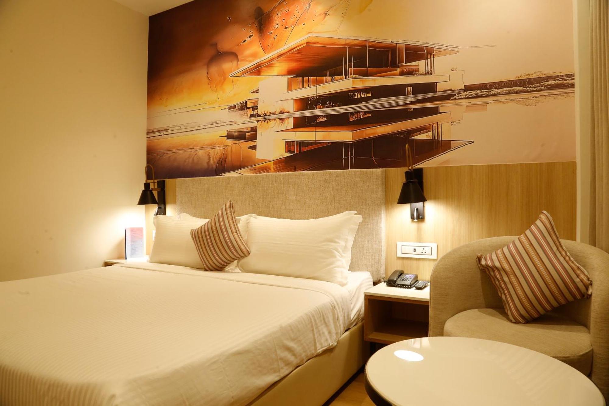 Tulip Inn Zirakpur Экстерьер фото